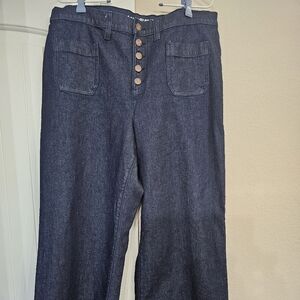 Wide leg jeans